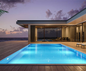 Villa frente a la playa: ventanas resistentes al tifón y puertas a prueba de corrosión para una mayor seguridad y vistas.