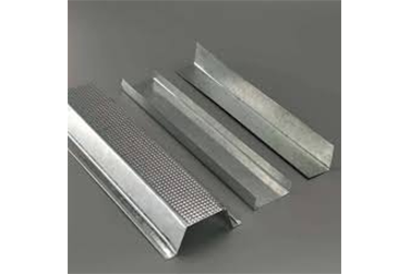 Rainure métallique de type Omega 3